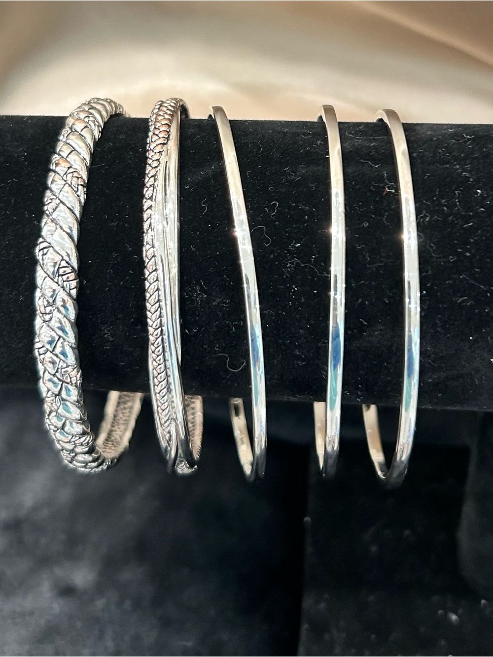 Barse Classic Silver Bangle Bracelet Set - Polished Silver Finish